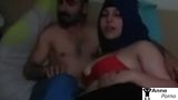 Türk Türbanlı Meme Şov Yapıyor