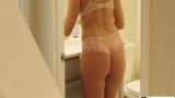 Dolgun Götlü Milf Üvey Annesine Yatakta Sert Çakıyor