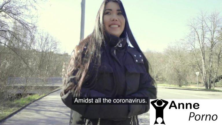 Okul Çıkışı Otobüsü Kaçırınca Soluğu Public Sexte Aldı