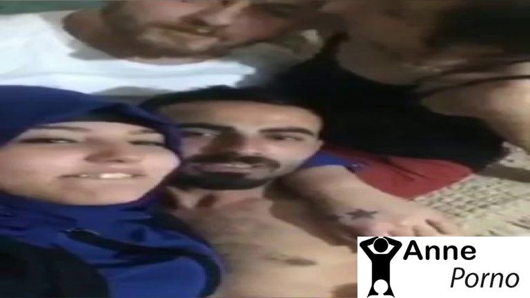 Eş Değiştirme Oyunu Oynayan Türk Gençler