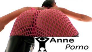Fileli Çoraplı Milf Amından Ve Götünden  Siki Tadıyor