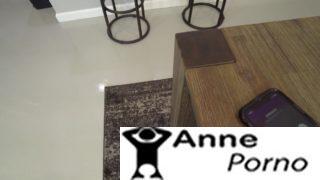 Lezbiyen Fetişi Olan Hatun Gencecik Kıza Sevişmeyi Yaşatarak Öğretiyor