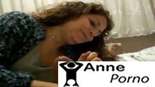Türk Kız Sevgilisinin Yarrağına Kocaman Lan Diye Tepki Veriyor