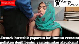 Hırsızlık Yaparken Yakalanan Türbanlı Yarrağı Yiyor
