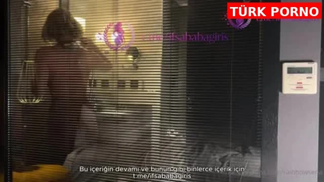 Rainbow Sena Banyo Yaparken Kalın Yarraklı Piçin Saldırısına Uğruyor