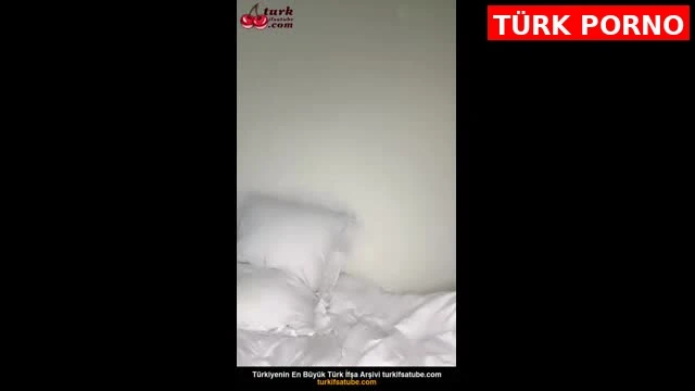 Üniversiteli Hatun Evde Sakladığı Dildolarını Gün Yüzüne Çıkartıyor