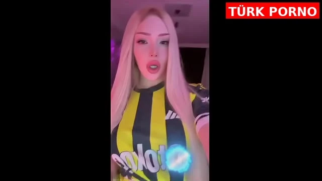 Fenerbahçe’nin Yeni Stoper Transferini Duyan Sarı Civciv Mutluluktan Kendini Siktirdi