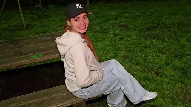 Semtte Çekirdek Kola Yaparken Rastladığım Zillinin Götüne Kaydım